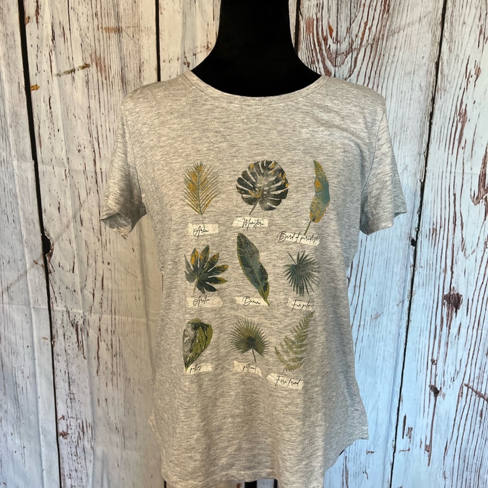 Sonoma Gray Leaf Print Women's Tee Sm